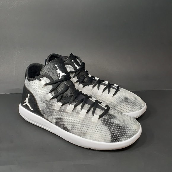 Nike Jordan Reveal Premium Wolf Grey/black 9.5 - Picture 2 of 8